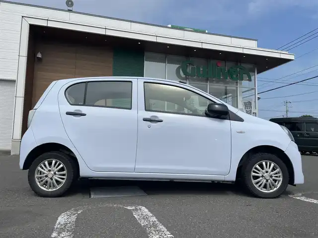 ダイハツ ミラ イース Lf 道央・札幌 2015(平27)年 11.4万km スカイブルー ４WD/純正オーディオ(AM/FM/CD/AUX)/純正ラバーマット/アイドリングストップ/盗難防止装置/ヘッドライトレベライザー/スペアキー/バニティミラー