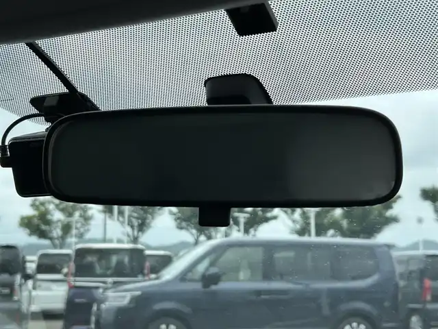 トヨタ プリウス α S 和歌山県 2011(平23)年 6.7万km レッドマイカメタリック 純正7型ナビ/(AM/FM/CD/DVD/Bluetooth)/バックカメラ/横滑り防止/オートライト/フォグランプ/フルオートパワーウィンドウ/ステアリングリモコン/ドアバイザー/電動格納ミラー/前方ドライブレコーダー