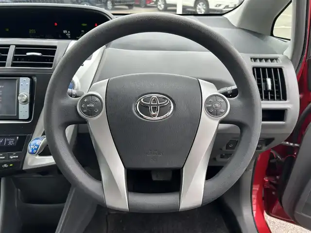 トヨタ プリウス α S 和歌山県 2011(平23)年 6.7万km レッドマイカメタリック 純正7型ナビ/(AM/FM/CD/DVD/Bluetooth)/バックカメラ/横滑り防止/オートライト/フォグランプ/フルオートパワーウィンドウ/ステアリングリモコン/ドアバイザー/電動格納ミラー/前方ドライブレコーダー