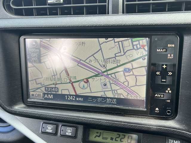 トヨタ アクア S 千葉県 2013(平25)年 12.5万km コバルトブルーメタリック 社外ナビゲーション/ＴＶ/ＣＤ、ＤＶＤ、ＡＵＸ、Ｂｌｕｅｔｏｏｔｈ/ＥＴＣ/バックカメラ/プッシュスタート/スマートキー/Ｗエアバッグ/純正アルミホイール/取扱説明書/保証書/記録簿