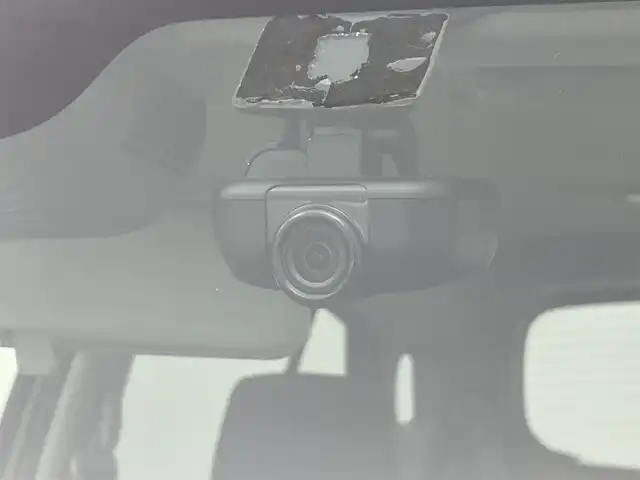 スズキ クロスビー HYBRID MZ 群馬県 2021(令3)年 6.9万km タフカーキパールメタリック/ブラック2トーン 禁煙車　衝突軽減　レーダークルーズ　誤発進抑制　レーンキープ　オートハイビーム　後コーナーセンサー　パドルシフト　ＬＥＤヘッド　ＬＥＤフォグ　シートヒーター　ビルトインＥＴＣ２．０　プッシュスタート