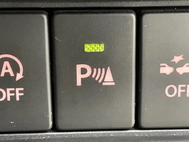 スズキ クロスビー HYBRID MZ 群馬県 2021(令3)年 6.9万km タフカーキパールメタリック/ブラック2トーン 禁煙車　衝突軽減　レーダークルーズ　誤発進抑制　レーンキープ　オートハイビーム　後コーナーセンサー　パドルシフト　ＬＥＤヘッド　ＬＥＤフォグ　シートヒーター　ビルトインＥＴＣ２．０　プッシュスタート