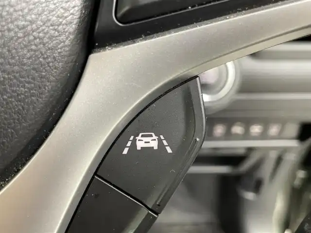 スズキ クロスビー HYBRID MZ 群馬県 2021(令3)年 6.9万km タフカーキパールメタリック/ブラック2トーン 禁煙車　衝突軽減　レーダークルーズ　誤発進抑制　レーンキープ　オートハイビーム　後コーナーセンサー　パドルシフト　ＬＥＤヘッド　ＬＥＤフォグ　シートヒーター　ビルトインＥＴＣ２．０　プッシュスタート