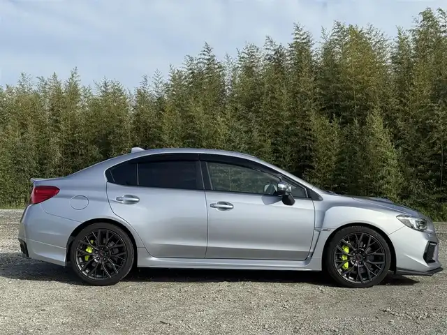 スバル ＷＲＸ ＳＴＩ STI タイプS 兵庫県 2018(平30)年 2.1万km アイスシルバーメタリック STIエキゾーストキット/STIフロントアンダースポイラー/純正OPパナソニックナビ/フルセグTV/Bluetooth接続可/DVD＆BD再生可/バックカメラ/サイドカメラ/LEDアクセサリーライナー/アドバンスドセーフティパッケージ