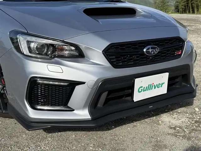 スバル ＷＲＸ ＳＴＩ STI タイプS 兵庫県 2018(平30)年 2.1万km アイスシルバーメタリック STIエキゾーストキット/STIフロントアンダースポイラー/純正OPパナソニックナビ/フルセグTV/Bluetooth接続可/DVD＆BD再生可/バックカメラ/サイドカメラ/LEDアクセサリーライナー/アドバンスドセーフティパッケージ