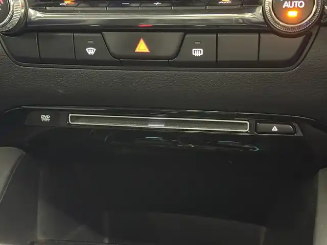 マツダ マツダ３ファストバック 20S プロアクティブ 三重県 2021(令3)年 8.6万km ジェットブラックマイカ 2.0L ガソリン/FF/6F/10.25インチナビ/（FM/AM/Bluetooth/USB/CD/DVD/TV/メモリーオーディオ/HDMI/CarPlay/AndroidAuto）/【OP】360°ビュー・モニター*/BOSEサウンドシステム（AUDIOPILOT2＋CenterPoint2＋12スピーカー）/純正エアロ『シグネチャースタイル』/ドライブレコーダー全方位/ETC/LegSport 2本出し チタンテールマフラー（エンドΦ100・車検OK）/i-ACTIVSENSE/運転支援/・速度標識警報/・ドライバーモニタリング*/リスク警報/・側方接近車両検知（前後）/・車線逸脱警報システム/・ブラインドスポットモニタリング/リスク回避支援/・ディスタンス＆スピードアラート/・レーンキープアシストシステム/事故回避支援/・スマートブレーキサポート（前進・後進）/・パーキングセンサー（前*後）/装備/・アクティブドライビングディスプレイ（HUD）/・電子パーキングブレーキ＆オートホールド/・左右独立オートエアコン/・レインセンサーワイパー/・オートライト/・アダプティブLEDヘッドライト（ALH）/・ステアリングスイッチ/・純正18inAW/・自動防眩ルームミラー/・保/・スマートキーx2/など