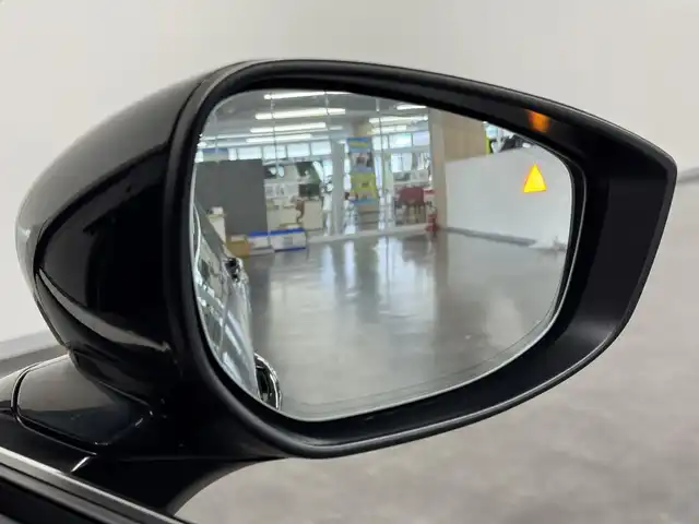 マツダ マツダ３ファストバック 20S プロアクティブ 三重県 2021(令3)年 8.6万km ジェットブラックマイカ 2.0L ガソリン/FF/6F/10.25インチナビ/（FM/AM/Bluetooth/USB/CD/DVD/TV/メモリーオーディオ/HDMI/CarPlay/AndroidAuto）/【OP】360°ビュー・モニター*/BOSEサウンドシステム（AUDIOPILOT2＋CenterPoint2＋12スピーカー）/純正エアロ『シグネチャースタイル』/ドライブレコーダー全方位/ETC/LegSport 2本出し チタンテールマフラー（エンドΦ100・車検OK）/i-ACTIVSENSE/運転支援/・速度標識警報/・ドライバーモニタリング*/リスク警報/・側方接近車両検知（前後）/・車線逸脱警報システム/・ブラインドスポットモニタリング/リスク回避支援/・ディスタンス＆スピードアラート/・レーンキープアシストシステム/事故回避支援/・スマートブレーキサポート（前進・後進）/・パーキングセンサー（前*後）/装備/・アクティブドライビングディスプレイ（HUD）/・電子パーキングブレーキ＆オートホールド/・左右独立オートエアコン/・レインセンサーワイパー/・オートライト/・アダプティブLEDヘッドライト（ALH）/・ステアリングスイッチ/・純正18inAW/・自動防眩ルームミラー/・保/・スマートキーx2/など