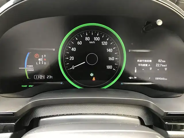 ホンダ シャトル ハイブリッド X ホンダセンシング 栃木県 2017(平29)年 8.9万km ホワイトオーキッドパール 株)IDOMが運営する【じしゃロン小山店】の自社ローン専用車両になります。こちらは現金またはオートローンご利用時の価格です。自社ローンご希望の方は別途その旨お申付け下さい//禁煙車/社外フルセグナビ/（CD/DVD/AM/FMラジオ）/(Bluetooth)/スマートキー/プッシュスタート/バックカメラ/クルーズコントロール/レーンキープアシスト/衝突軽減システム/シートヒーター/先行車発進告知/ステアリングリモコン/電動格納ドアミラー/パワーウインドウ/防眩ミラー/オートライト