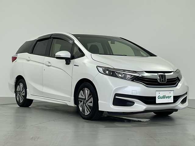 ホンダ シャトル ハイブリッド ホンダセンシング 岐阜県 2019(平31)年 4.9万km プラチナホワイトパール 衝突軽減ブレーキ/レーンキープ/レーダークルーズコントロール/純正メモリナビ/・フルセグTV/BT/CD/DVD/ipod/バックカメラ/前後ドライブレコーダー/ETC/ステアリングスイッチ/プッシュスタート/スマートキー/純正フロアマット/純正ドアバイザー