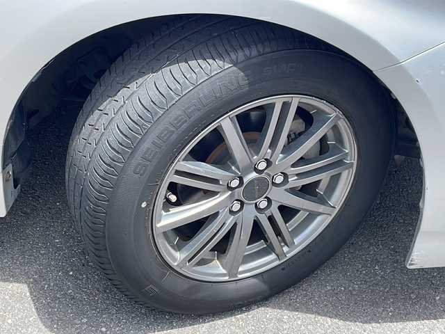 トヨタ プリウス G ツーリングセレクション 長野県 2012(平24)年 12.1万km シルバーM 純正メモリナビ（NSCP-W62）/・CD/Bluetooth/ワンセグTV/バックカメラ/ETC/社外15インチAW/ワイパーデアイサー/運転席パワーシート/クルーズコントロール/純正フロアマット/LEDオートライト/プッシュスタート/スマートキー/スペアキー/取扱説明書/保証書