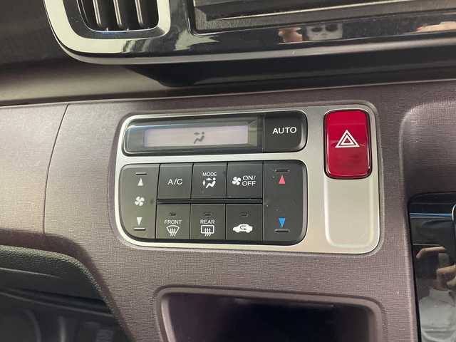 ホンダ Ｎ ＯＮＥ プレミアム Lパッケージ 鹿児島県 2013(平25)年 7.1万km プレミアムホワイトパール 社外ナビ/(Bluetooth/DVD/CD/FM/AM)/キセノンヘッドライト/フォグランプ/オートライト/純正14インチAW/革巻きステアリング/シートリフター/電動格納ミラー/ETC/スマートキ-