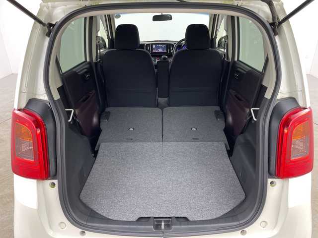 ホンダ Ｎ ＯＮＥ プレミアム Lパッケージ 鹿児島県 2013(平25)年 7.1万km プレミアムホワイトパール 社外ナビ/(Bluetooth/DVD/CD/FM/AM)/キセノンヘッドライト/フォグランプ/オートライト/純正14インチAW/革巻きステアリング/シートリフター/電動格納ミラー/ETC/スマートキ-