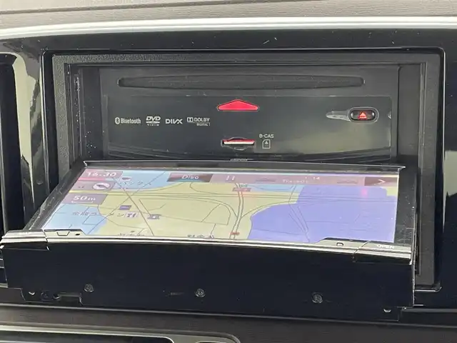 ホンダ Ｎ ＯＮＥ プレミアム Lパッケージ 熊本県 2013(平25)年 7.1万km プレミアムホワイトパール 社外ナビNX702/(Bluetooth/DVD/CD/FM/AM/SD/ipod)/社外ETC/アイドリングストップ/横滑り防止/オートエアコン/電動格納ミラー/キセノンヘッドライト/フォグランプ/オートライト/社外フロアマット/純正14インチAW/ドアバイザー/革巻きステアリング/電動格納ミラー/スマートキ-/プッシュスタート