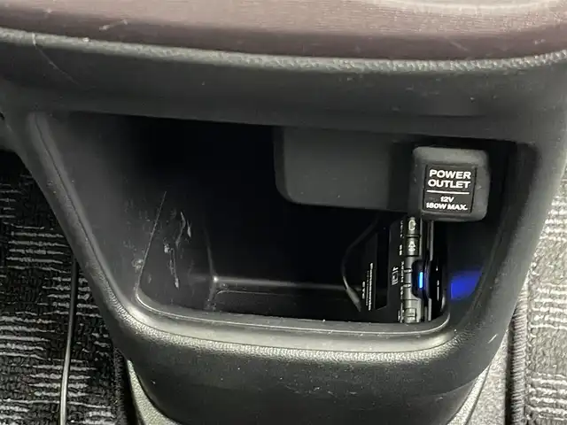 ホンダ Ｎ ＯＮＥ プレミアム Lパッケージ 熊本県 2013(平25)年 7.1万km プレミアムホワイトパール 社外ナビNX702/(Bluetooth/DVD/CD/FM/AM/SD/ipod)/社外ETC/アイドリングストップ/横滑り防止/オートエアコン/電動格納ミラー/キセノンヘッドライト/フォグランプ/オートライト/社外フロアマット/純正14インチAW/ドアバイザー/革巻きステアリング/電動格納ミラー/スマートキ-/プッシュスタート