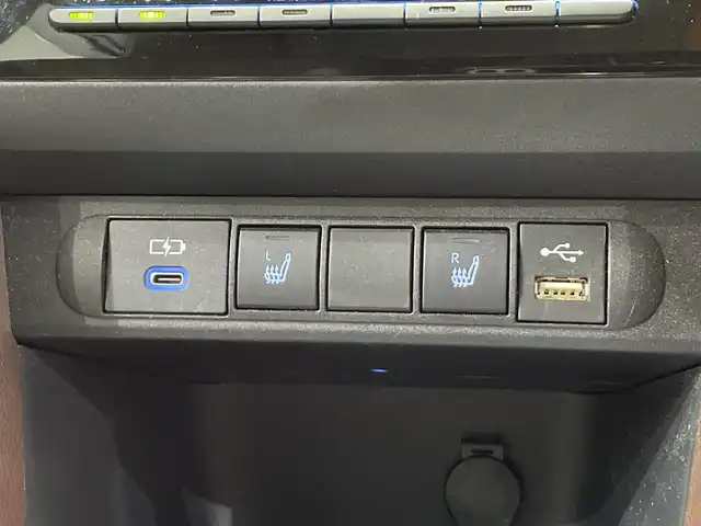 トヨタ ヤリスクロス ハイブリッド Z 栃木県 2023(令5)年 2.8万km ブラックマイカ モデリスタエアロ/純正ナビ/(Bluetooth・USB)/全方位カメラ/バックカメラ/トヨタセーフティセンス/ ・プリクラッシュセーフティ/ ・レーンキープアシスト/ ・オートクルーズコントロール/ ・オートハイビーム/前後コーナーセンサー/ブラインドスポットモニター/前後ドライブレコーダー/LEDヘッドライト/オートライト/ハーフレザーシート/運転席パワーシート/前席シートヒーター/スマートキー/純正フロアマット