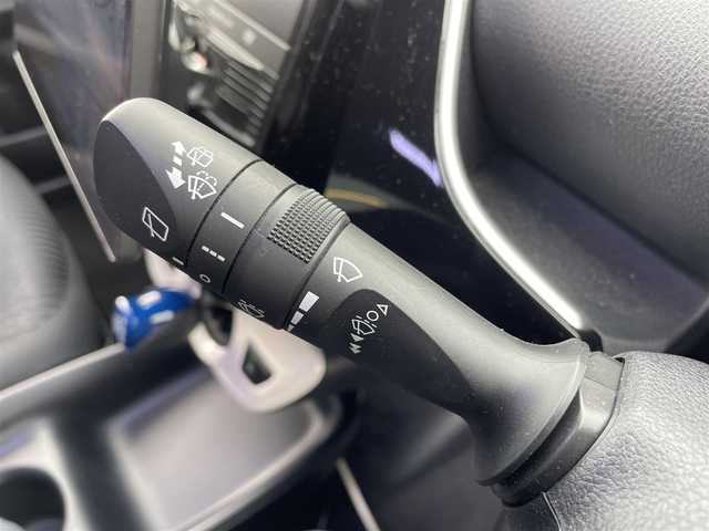 トヨタ プリウス S 東京都 2016(平28)年 6.4万km ホワイトパールクリスタルシャイン 10.5インチ大型ナビ（CN-F1X10D）/・Bluetooth接続/・フルセグTV/モデリスタエアロ（F・S・R）/ドライブレコーダー（ALPINE）/デジタルインナーミラー（ALPINE）/純正フロアマット/１５インチアルミホイール/クリアランスソナー/ドアバイザー/電格ミラー/ETC/スマートキー/スペアキー/取扱説明書