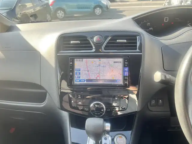 日産 セレナ ハイウェイS G Sハイブリッド 島根県 2013(平25)年 4.5万km ブリリアントホワイトパール 社外ＳＤナビ　/AM/FM/フルセグTV/ＤＶＤ再生/Ｂｌｕｅｔｏｏｔｈ接続)　/前後ドライブレコーダー　/ＥＴＣ　/バックカメラ　/両側パワースライドドア/クルーズコントロール　/スマートキー/プッシュスタート　/純正１６インチアルミホイール　/純正フロアマット