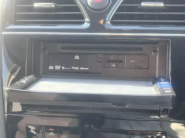 日産 セレナ ハイウェイS G Sハイブリッド 島根県 2013(平25)年 4.5万km ブリリアントホワイトパール 社外ＳＤナビ　/AM/FM/フルセグTV/ＤＶＤ再生/Ｂｌｕｅｔｏｏｔｈ接続)　/前後ドライブレコーダー　/ＥＴＣ　/バックカメラ　/両側パワースライドドア/クルーズコントロール　/スマートキー/プッシュスタート　/純正１６インチアルミホイール　/純正フロアマット