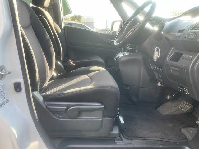 日産 セレナ ハイウェイS G Sハイブリッド 島根県 2013(平25)年 4.5万km ブリリアントホワイトパール 社外ＳＤナビ　/AM/FM/フルセグTV/ＤＶＤ再生/Ｂｌｕｅｔｏｏｔｈ接続)　/前後ドライブレコーダー　/ＥＴＣ　/バックカメラ　/両側パワースライドドア/クルーズコントロール　/スマートキー/プッシュスタート　/純正１６インチアルミホイール　/純正フロアマット