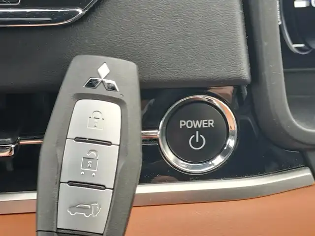 三菱 アウトランダー ＰＨＥＶ