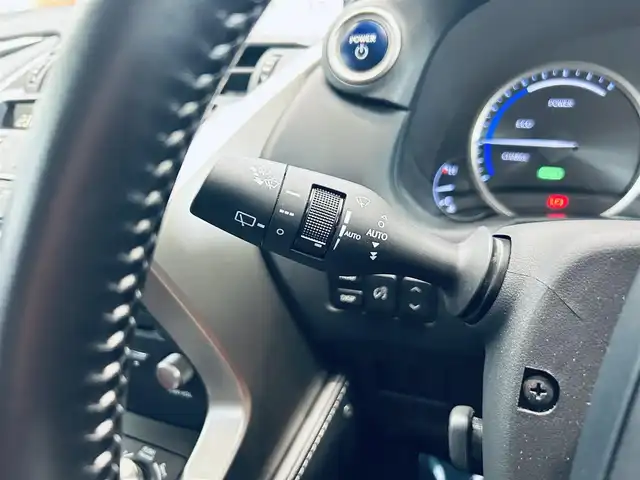 レクサス ＮＸ 300h バージョンL 大阪府 2020(令2)年 3.6万km ソニッククォーツ ワンオーナー/赤革/パワーシート/Dシートメモリ/エアシートヒーター/ステアリングヒーター/HUD/ACC/純正ナビ/TV/360度カメラ/純正18インチAW/電動リアゲート/ブラインドスポット/ETC/ドラレコ/レーダー探知機