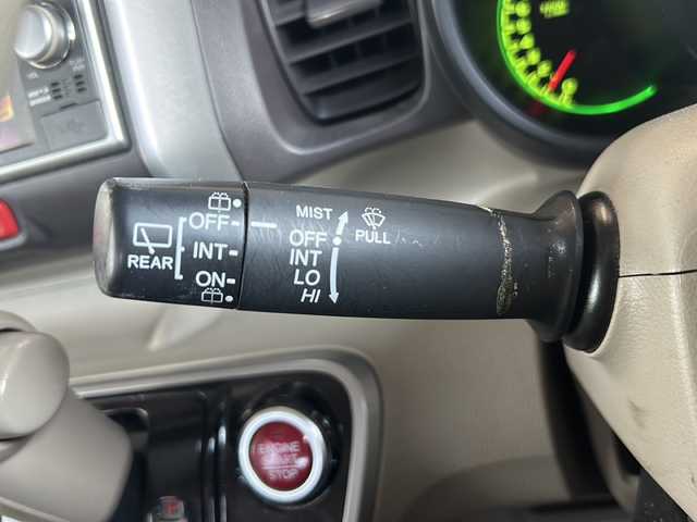 ホンダ Ｎ ＢＯＸ G Lパッケージ 静岡県 2013(平25)年 13.6万km クリスタルブラックパール 純正ナビ/FM/AM/CD/DVD/USB/SD/ワンセグ/VTR/主要装備/・純正ナビ　/・スマートキー　/・バックカメラ　/・片側パワースライドドア　/・ステアリングリモコン　/・ＥＴＣ　/・アイドリングストップ　/・純正アルミホイール　/・プッシュスタート　/・純正フロアマット　/・スペアキー　/・横滑り防止装置/・盗難防止装置