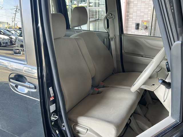 ホンダ Ｎ ＢＯＸ G Lパッケージ 静岡県 2013(平25)年 13.6万km クリスタルブラックパール 純正ナビ/FM/AM/CD/DVD/USB/SD/ワンセグ/VTR/主要装備/・純正ナビ　/・スマートキー　/・バックカメラ　/・片側パワースライドドア　/・ステアリングリモコン　/・ＥＴＣ　/・アイドリングストップ　/・純正アルミホイール　/・プッシュスタート　/・純正フロアマット　/・スペアキー　/・横滑り防止装置/・盗難防止装置