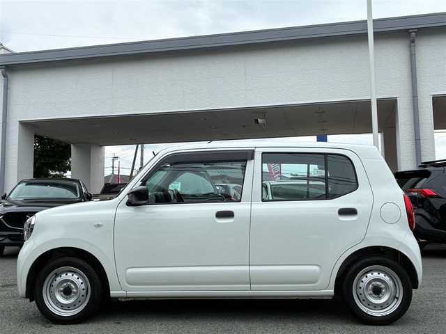 スズキ アルト A 熊本県 2022(令4)年 1.2万km スペリアホワイト ワンオーナー/社外カーオーディオ/【CD/Bluetooth/FM/AM】/衝突被害軽減システム/レーンキープアシスト/コーナーセンサー(後)/オートライト/オートマチックハイビーム/アイドリングストップ/横滑り防止装置/盗難防止装置/純正フロアマット/ダブル＋サイドエアバック/リモコンキー/取扱説明書/保証書