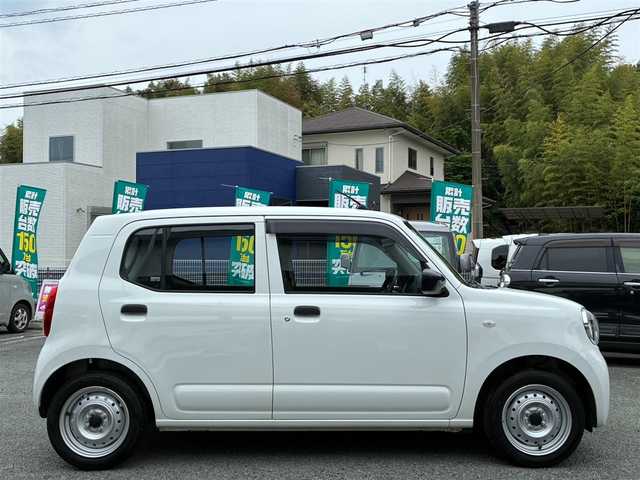 スズキ アルト A 熊本県 2022(令4)年 1.2万km スペリアホワイト ワンオーナー/社外カーオーディオ/【CD/Bluetooth/FM/AM】/衝突被害軽減システム/レーンキープアシスト/コーナーセンサー(後)/オートライト/オートマチックハイビーム/アイドリングストップ/横滑り防止装置/盗難防止装置/純正フロアマット/ダブル＋サイドエアバック/リモコンキー/取扱説明書/保証書