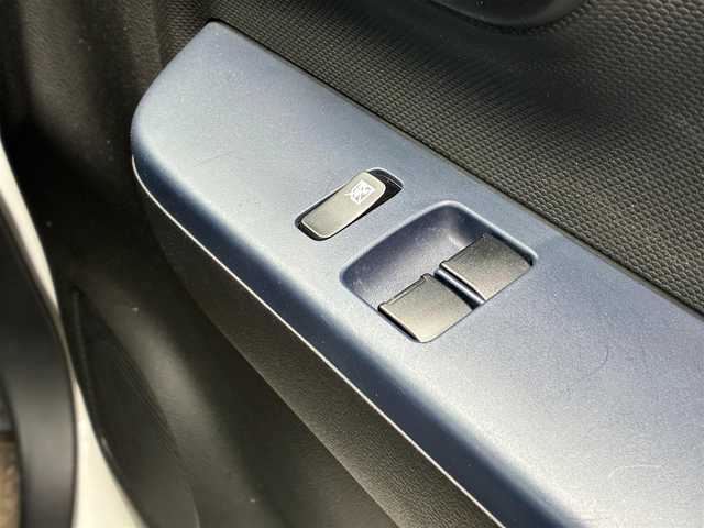スズキ アルト A 熊本県 2022(令4)年 1.2万km スペリアホワイト ワンオーナー/社外カーオーディオ/【CD/Bluetooth/FM/AM】/衝突被害軽減システム/レーンキープアシスト/コーナーセンサー(後)/オートライト/オートマチックハイビーム/アイドリングストップ/横滑り防止装置/盗難防止装置/純正フロアマット/ダブル＋サイドエアバック/リモコンキー/取扱説明書/保証書