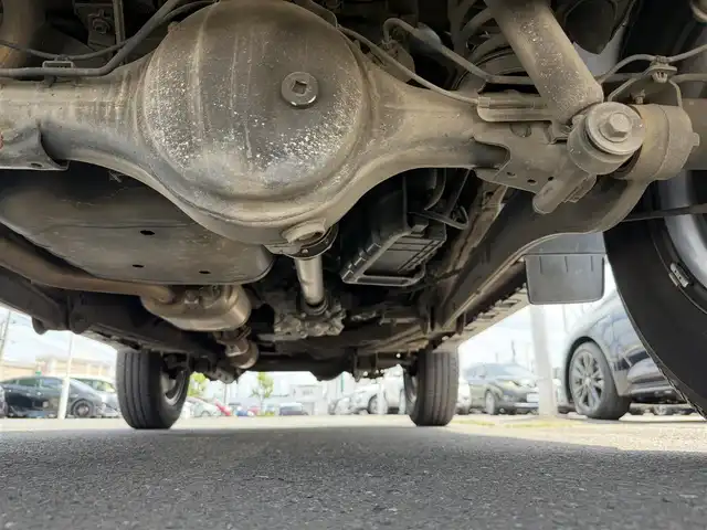 スズキ ジムニー シエラ JC 青森県 2020(令2)年 6.2万km シフォンアイボリーメタリックブラック2トーンルーフ 4WD/ワンオーナー/純正メモリナビ・フルセグTV/CD・DVD・Bluetooth・SD/セーフティサポート/デュアルセンサーブレーキサポート/誤発進抑制機能/車線逸脱警報/ふらつき警報機能/先行車発進お知らせ機能/標識認識機能/ハイビームアシスト/クルーズコントロール/前席シートヒーター/革巻きステアリング/社外エンジンスターター/LEDヘッドライト/フォグライト/純正15インチAW夏タイヤ/社外15インチAWスタッドレス積込み/スペアキー/保証書・取説書