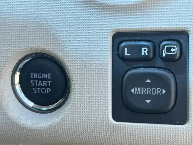 トヨタ スペイド G 福岡県 2013(平25)年 7.2万km 茶 社外メモリナビ/Bluetooth/バックカメラ/ミュージックサーバー/CD/DVD/ワンセグTV/片側パワースライドドア/電動格納ミラー/スマートキー/プッシュスタート/スペアキー×1