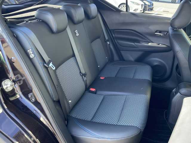 日産 キックス X 島根県 2020(令2)年 9.9万km ナイトベールパープル 社外ディスプレイオーディオ(FN-8500DVS)/BT CD ラジオ/エマージェンシーブレーキ/プロパイロット/アラウンドビューカメラ/デジタルインナーミラー/電子パーキング/AUTO HOLD/ETC/LEDヘッドライト/AUTOライト/フォグライト/ハーフレザーシート/純正17インチアルミホイール/電動格納ミラー/ISOFIX