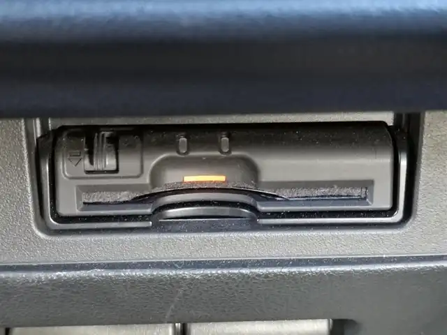 日産 ジューク 16GT パーソナライズ 茨城県 2016(平28)年 6.6万km アズライトブルー 純正ナビ/【iPod・SD・ラジオ・TV・ウォークマン・USB・CD・DVD・Blu-ray・HDMI・VTR・AUX】/ETC/Bカメラ/MTモード付AT/横滑り防止装置/衝突被害軽減システム/オートライト/Fフォグ/キセノンライト/社外フロアマット/純正アルミホイール/スマートキー/プッシュスタート