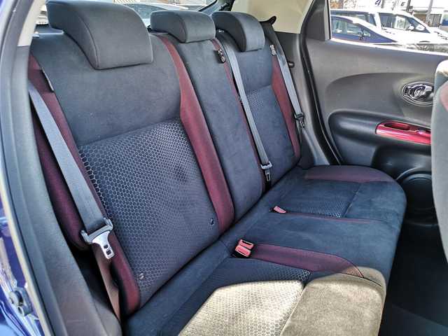 日産 ジューク 16GT パーソナライズ 茨城県 2016(平28)年 6.6万km アズライトブルー 純正ナビ/【iPod・SD・ラジオ・TV・ウォークマン・USB・CD・DVD・Blu-ray・HDMI・VTR・AUX】/ETC/Bカメラ/MTモード付AT/横滑り防止装置/衝突被害軽減システム/オートライト/Fフォグ/キセノンライト/社外フロアマット/純正アルミホイール/スマートキー/プッシュスタート