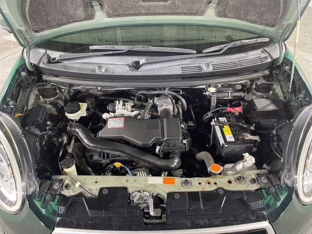 ダイハツ ブーン シルク Gパッケージ SAⅢ 沖縄県 2018(平30)年 4.6万km ダークエメラルドマイカ 禁煙車/純正ナビ/・フルセグTV／CD/・Bluetooth／DVD/全方位カメラ/衝突被害軽減ブレーキ/車線逸脱抑制制御機能/コーナーセンサー/オートマチックハイビーム/アイドリングストップ/前方ドライブレコーダー/LEDヘッドライト/フォグライト/スマートキー/保証書/取扱説明書