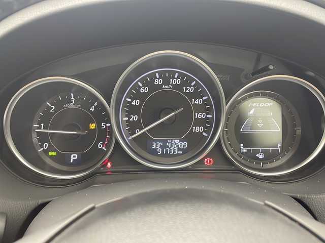 マツダ アテンザ セダン XD Lパッケージ 沖縄県 2014(平26)年 9.2万km スノーフレイクホワイトパールマイカ 純正ナビ(CA9PB)/（フルセグTV、CD/DVD、bluetooth）/バックカメラ/レザーシート/ETC/クルーズコントロール/レーンキープアシスト/レザーシート/革巻きステアリング/パワーシート/シートヒーター/ステアリングスイッチ/オートライト/パドルシフト/純正フロアマット/純正ドアバイザー/電動格納ウィンカーミラー