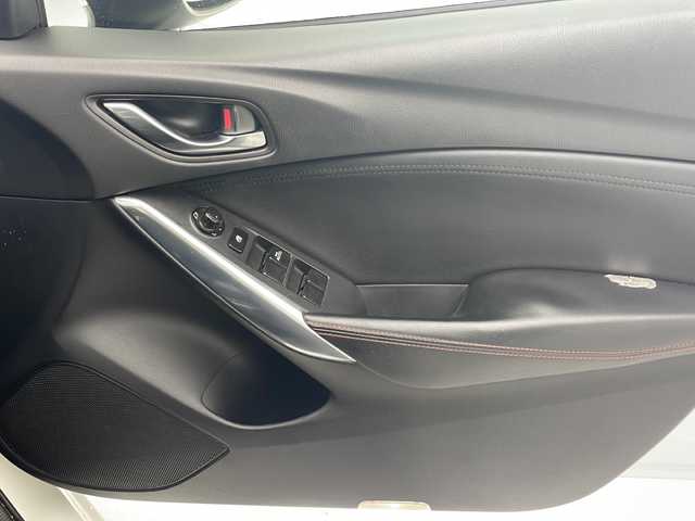 マツダ アテンザ セダン XD Lパッケージ 沖縄県 2014(平26)年 9.2万km スノーフレイクホワイトパールマイカ 純正ナビ(CA9PB)/（フルセグTV、CD/DVD、bluetooth）/バックカメラ/レザーシート/ETC/クルーズコントロール/レーンキープアシスト/レザーシート/革巻きステアリング/パワーシート/シートヒーター/ステアリングスイッチ/オートライト/パドルシフト/純正フロアマット/純正ドアバイザー/電動格納ウィンカーミラー