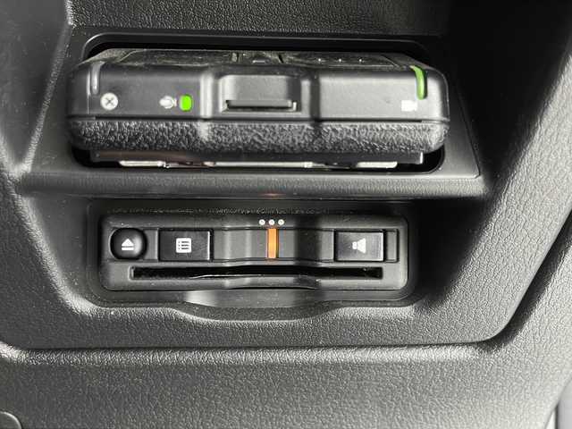マツダ ＣＸ－３０ 20S Lパッケージ 千葉県 2020(令2)年 3.6万km スノーフレイクホワイトパールマイカ ＢＯＳＥサウンド/ＥＴＣ/純正ドライブレコーダー/純正ナビ/Bluetooth CD DVD フルセグ AppleCarPlay AndroidAuto/全方位カメラ/電動リアゲート/シートヒーター/パワーシート/純正フロアマット/純正アルミホイール/ステアリングヒーター/パドルシフト/ヘッドアップディスプレイ/ブラインドスポットモニター/衝突軽減ブレーキ/レーンキープアシスト/コーナーセンサー/オートハイビーム/LEDヘッドライト/プッシュスタート/スマートキー/ウィンカーミラー/ステアリングスイッチ/フォグランプ