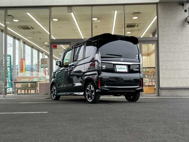 ホンダ Ｎ ＢＯＸ カスタム G EX ターボ ホンダセンシング 埼玉県 2017(平29)年 6万km クリスタルブラックパール Honda SENSING/	ナビ装着用スペシャルパッケージ＋ETC車載器/	助手席スーパースライドシート/	オートリトラミラー/	アレルクリーンプラスシート/	プラズマクラスター技術搭載フルオート・エアコンディショナー/	リア左側パワースライドドア/	リア右側パワースライドドア/	前席用i-サイドエアバッグシステム＋サイドカーテンエアバッグシステム(前席/後席対応)/	ブラック塗装＋切削 15インチアルミホイール/	プライムスムース＆トリコットコンビシート/	パドルシフト/	親水/ヒーテッドドアミラー＋フロントドア撥水ガラス/	運転席＆助手席シートヒーター