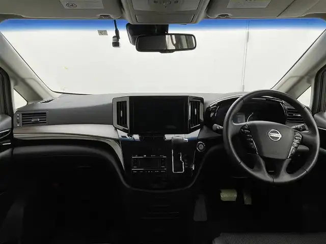 日産 エルグランド 250ハイウェイスターS 茨城県 2022(令4)年 2.3万km ピュアホワイトパール 純正10型ナビ/全周囲カメラ/フルセグ/純正フリップダウンモニター/衝突被害軽減ブレーキ/車線逸脱抑制装置/レーダークルーズコントロール/オートマチックハイビーム/クリアランスソナー/BSM/両側電動スライドドア/ETC/ドラレコ/純正18インチAW/LEDヘッドライト/スマートキー