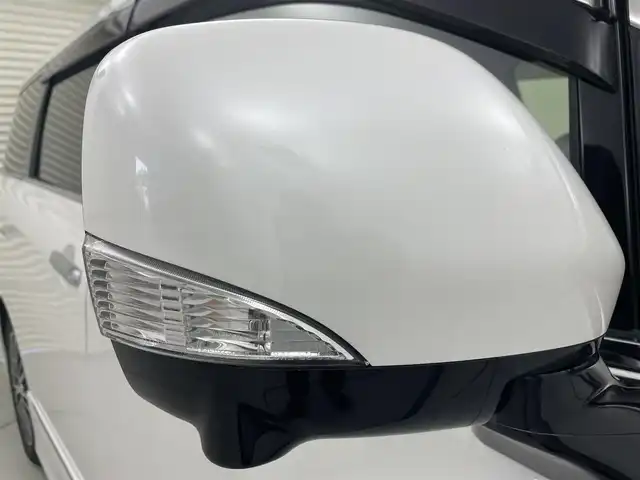 日産 エルグランド 250ハイウェイスターS 茨城県 2022(令4)年 2.3万km ピュアホワイトパール 純正10型ナビ/全周囲カメラ/フルセグ/純正フリップダウンモニター/衝突被害軽減ブレーキ/車線逸脱抑制装置/レーダークルーズコントロール/オートマチックハイビーム/クリアランスソナー/BSM/両側電動スライドドア/ETC/ドラレコ/純正18インチAW/LEDヘッドライト/スマートキー