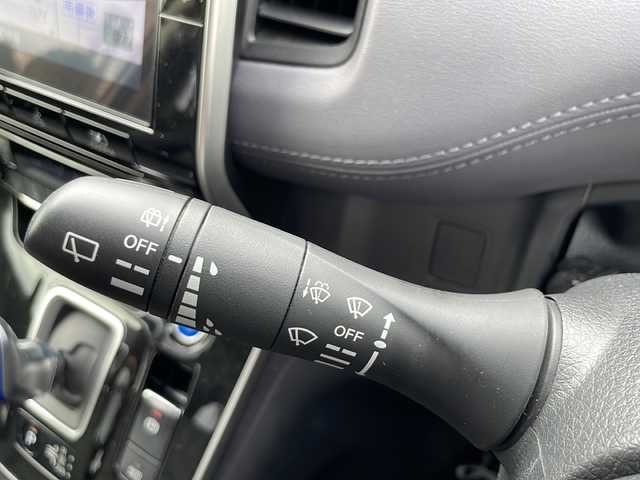 日産 セレナ e－パワー ハイウェイスター V 兵庫県 2021(令3)年 5.4万km ブリリアントホワイトパール ワンオーナー/保証書・取説・有/純正メモリーナビ・フルセグ・BT・CD・DVD・FM・AM/純正フリップダウンモニター/バックカメラ/全周囲カメラ/ナビ連動前後ドライブレコーダー/ETC2.0/プロパイロット/追尾機能付きクルーズコントロール/車線逸脱防止支援システム/衝突被害軽減ブレーキ/パーキングブレーキサポート/クリアランスソナー/電動パーキングブレーキ/ブレーキホールド/両側パワースライドドア/プッシュスタート/スマートキー×2/純正フロアマット/純正15インチアルミホイール