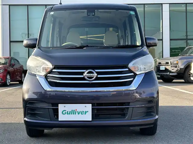 日産 デイズ ルークス X 愛媛県 2017(平29)年 8.8万km プレミアムパープルP 登録時走行距離：87802Km/社外SDナビ/AM/FM/フルセグTV/CD/DVD/ミラー型アラウンドビューカメラ/サンシェード/片側パワスラ/横滑り防止装置/衝突軽減システム/ETC/ハロゲンヘッドライト/エンジンスタートボタン/ベンチシート/スマートキー/社外フロアマット/スペアキー１本