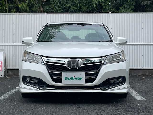 ホンダ アコード ハイブリッド EX 茨城県 2015(平27)年 20万km ホワイトオーキッドパール ３眼LEDライト/純正ナビ【AM/FM/CD/ワンセグ】/クルーズコントロール/バックカメラ/パワーシート/ETC/オートライト/スタッドレスタイヤ２３年/カーテンエアバッグ/盗難防止装置/横滑り防止装置/保証書/取扱説明書/スペアキー×１