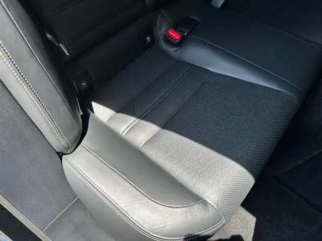 レクサス ＩＳ 350 バージョンL 富山県 2014(平26)年 5万km ブラック 純正ナビ/バックカメラ/Bluetooth/CD/DVD/FM/AMラジオ/フルセグTV/USB/AUX/主要装備/プッシュスタート/ETC車載器/サンルーフ/クルーズコントロール/前席シートヒーター/前席ベンチレーション/パワーシート/レザーシート/純正フロアマット/スポーツモード/ECOモード/スペアキー/カードキー