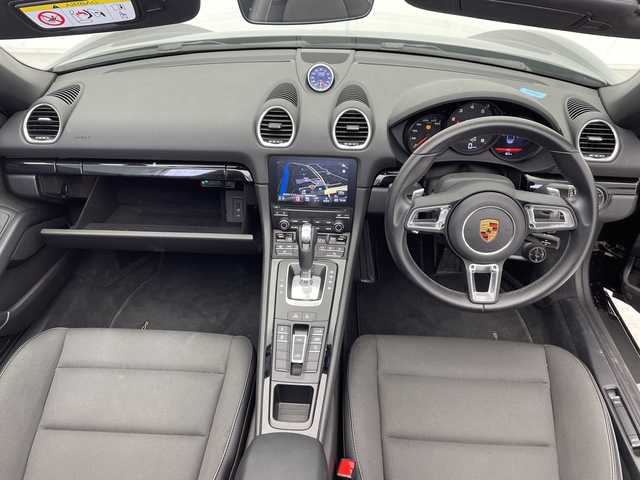 ポルシェ ポルシェ ７１８ボクスター T 千葉県 2021(令3)年 0.9万km 黒 【DN/クレーム】/純正ナビ/電動ウィング/シートヒーター/パドルシフト/ドラレコ/純正２０インチホイール