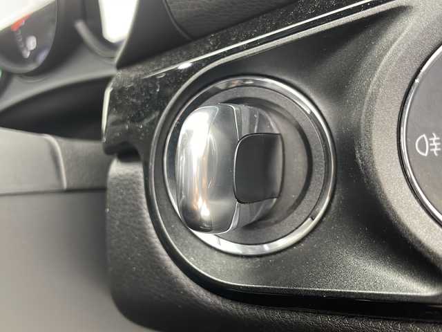 ポルシェ ポルシェ ７１８ボクスター T 千葉県 2021(令3)年 0.9万km 黒 【DN/クレーム】/純正ナビ/電動ウィング/シートヒーター/パドルシフト/ドラレコ/純正２０インチホイール