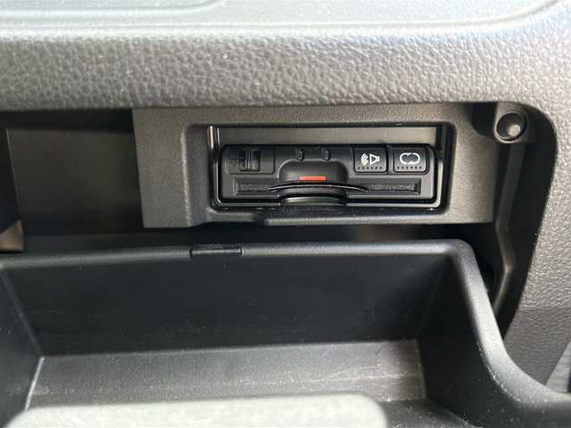 日産 セレナ ハイウェイスター Vセレ +Safty 岐阜県 2014(平26)年 7.5万km ダイヤモンドブラック 登録時走行距離74215km/純正ＳＤナビ/ワンセグＴＶ/全方位カメラ/ハーフレザーシート/両側パワースライドドア/ドライブレコーダー/クルーズコントロール/ＵＳＢ/ＥＴＣ/Ｂｌｕｅ　ｔｏｏｔｈ/プッシュスタート/スマートキー/ABS/横滑り防止装置/コーナーセンサー/レーンキープアシスト/盗難防止装置/オートライト/LEDヘッドライト/エアバッグ/衝突被害軽減システム