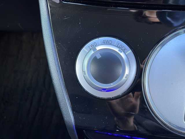 三菱 デリカＤ：５ D－Power package 岐阜県 2019(平31)年 7.8万km ウォームホワイトP/スターリングシルバーM 禁煙車/社外8型ナビ/フリップダウンモニター/バックカメラ/両側パワースライドドア/シートヒーター/パドルシフト/スマートキー/フォグランプ/HIDヘッドライト/オートライト/ルーフキャリア/リアラダー/マッドガード